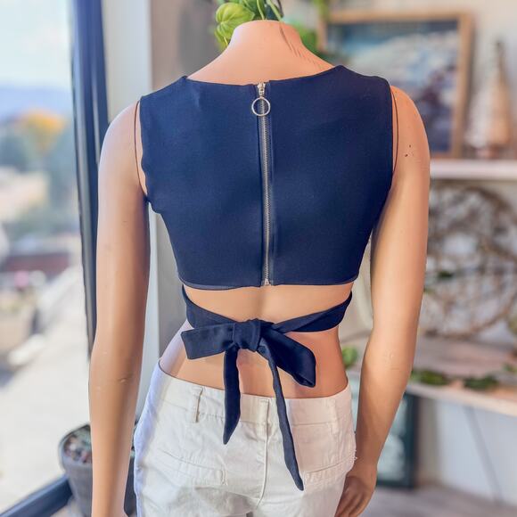 ChicWish, Bowknot Crop Top in Black, Full Zip Back, Sleeveless, Women’s Small - Picture 4 of 11